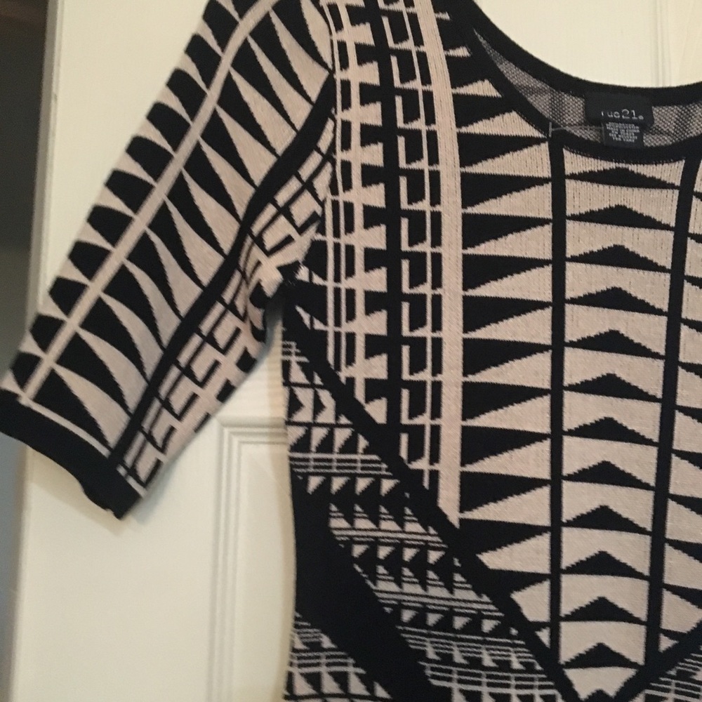 Pattern dress